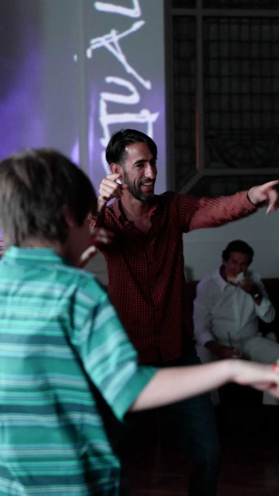 Ritual Exchange: la comunidad VX22 bailando en el evento presencial
